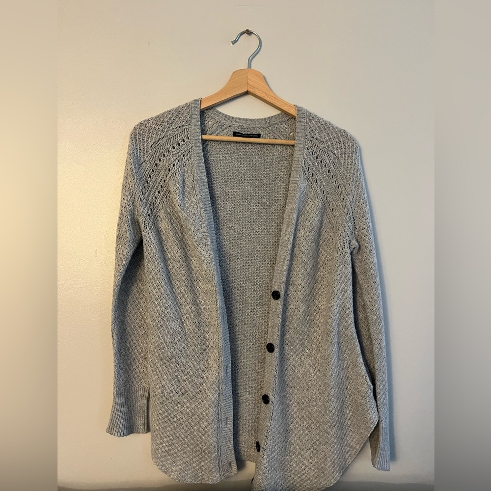 American Eagle lightweight cardigan in gray
